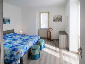 2 bedrooms, free internet