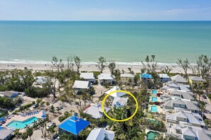 Beach nearby - Sunset Captiva 10 - Private home just steps to the beach (Captiva)