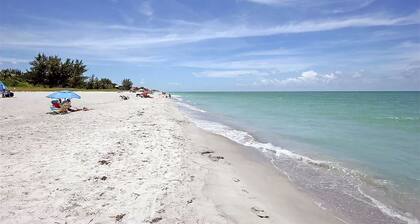 Sunset Captiva 10 - Private home just steps to the beach