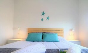 1 bedroom, iron/ironing board, internet, bed sheets