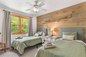 3 chambres, fer et planche à repasser, Wi-Fi gratuit, draps fournis