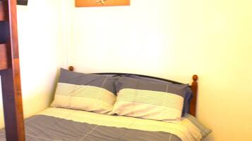 2 Schlafzimmer, Internetzugang, BettwÀsche