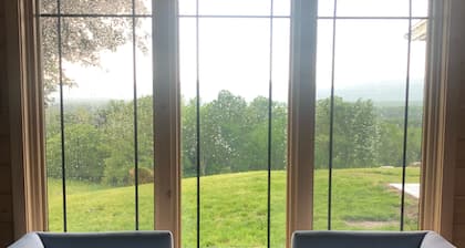 Mid Century Modern Panoramic Mountain View House