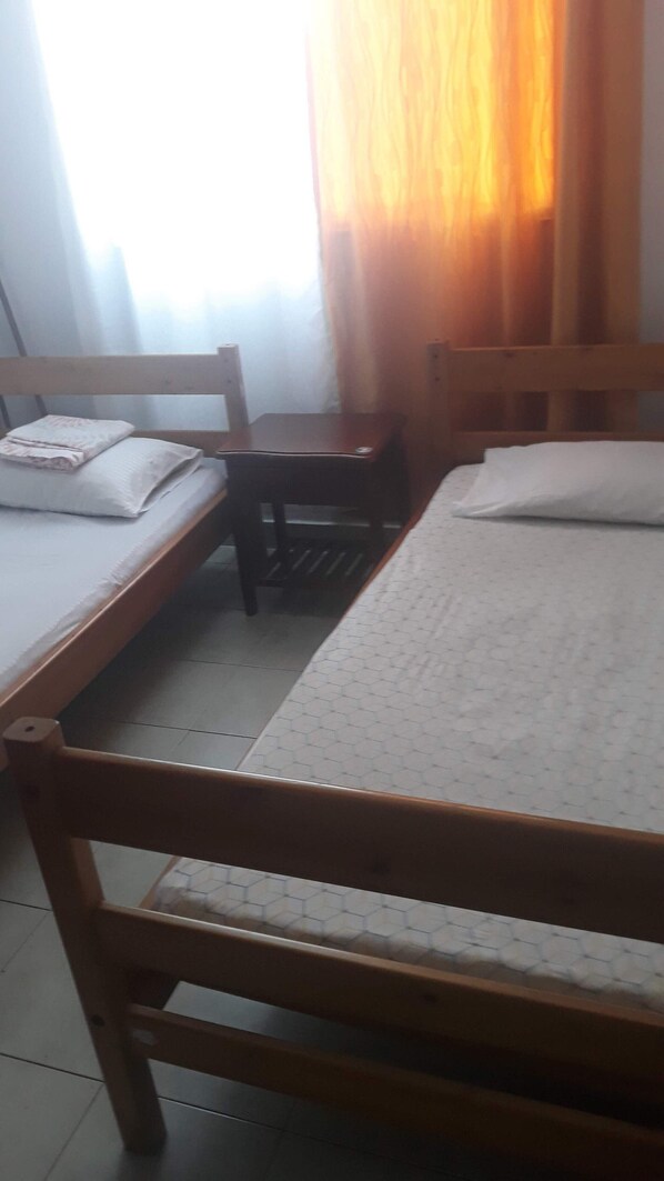 3 bedrooms, free WiFi, bed sheets
