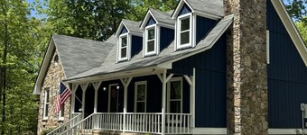 Charming Family Cottage • Sleeps 9 • 3 Private Acres • 7 Miles to Auburn