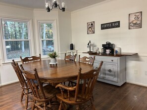 تناول الطعام