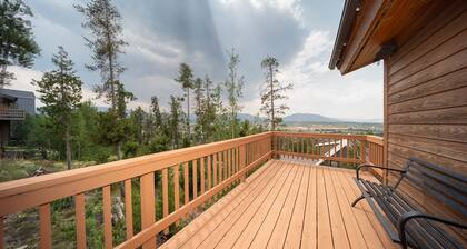 Winter Park Mountain Home/Near Bus Stop/Sleeps 7!!