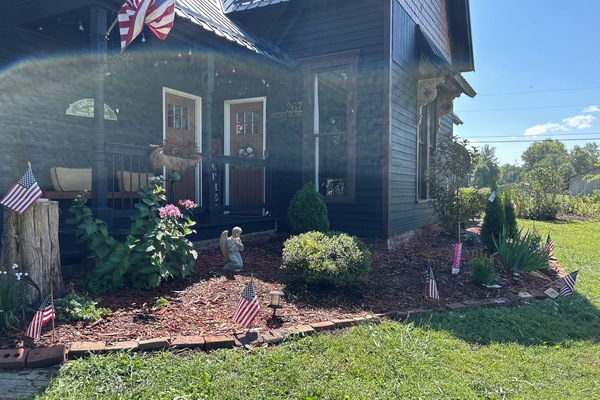 Front view of property