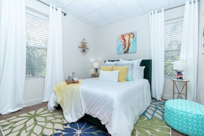 1 bedroom, desk, iron/ironing board, free WiFi