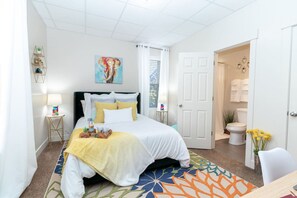 1 chambre, bureau, fer et planche à repasser, Wi-Fi gratuit