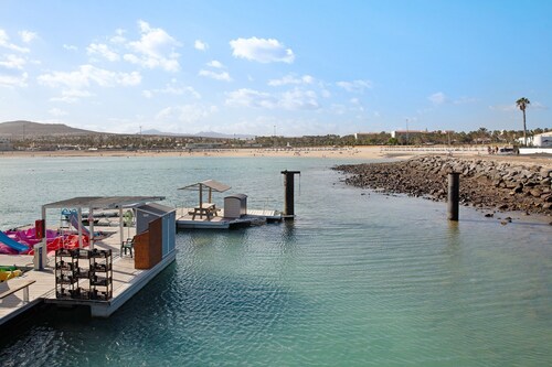 Vacation Home 'Aripauso' with Shared Pool, Private Terrace and Wi-Fi
