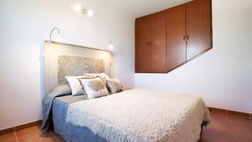 2 soveværelser, gratis Wi-Fi, sengetøj