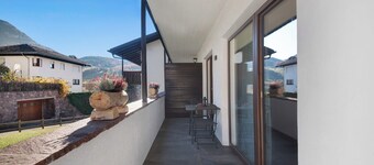 Luxurious Apartment "Silvy am Schlern" with Mountain View, Balcony & Wi-Fi