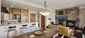 Condo, 2 Bedrooms | Private kitchen