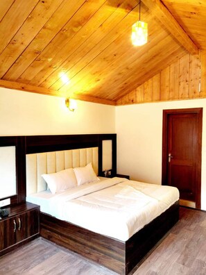 4 chambres, fer et planche Ă repasser, Wi-Fi, draps fournis