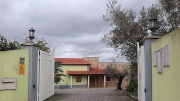 Esterni