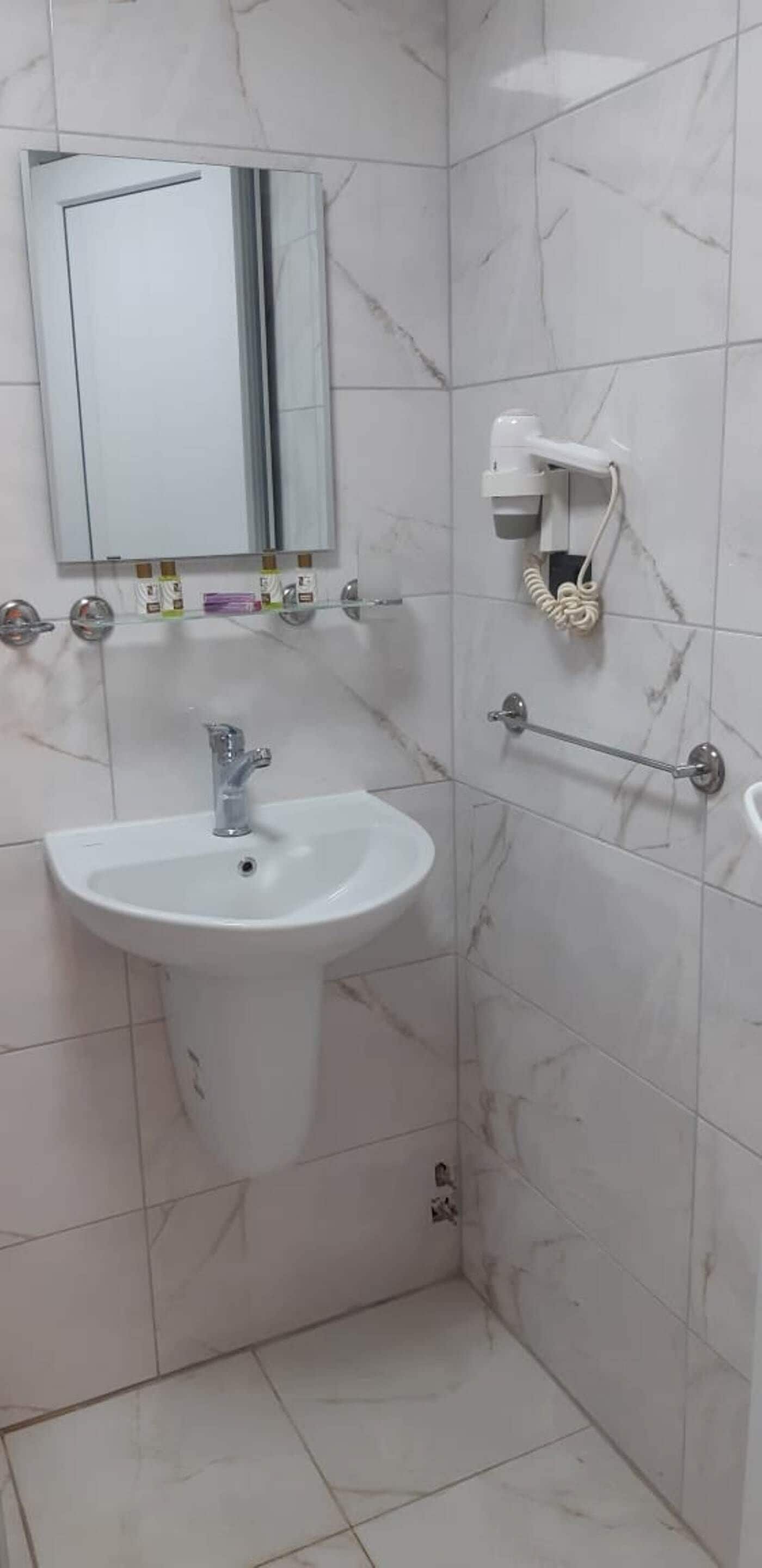 Photo - Elijah Hotel