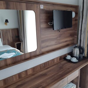 Minibar, in-room safe, free WiFi, bed sheets - Elijah Otel (Kemer)