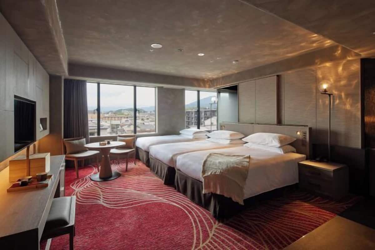 In-room safe, free WiFi, bed sheets, wheelchair access