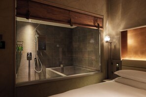 Hair dryer, slippers, bidet, towels