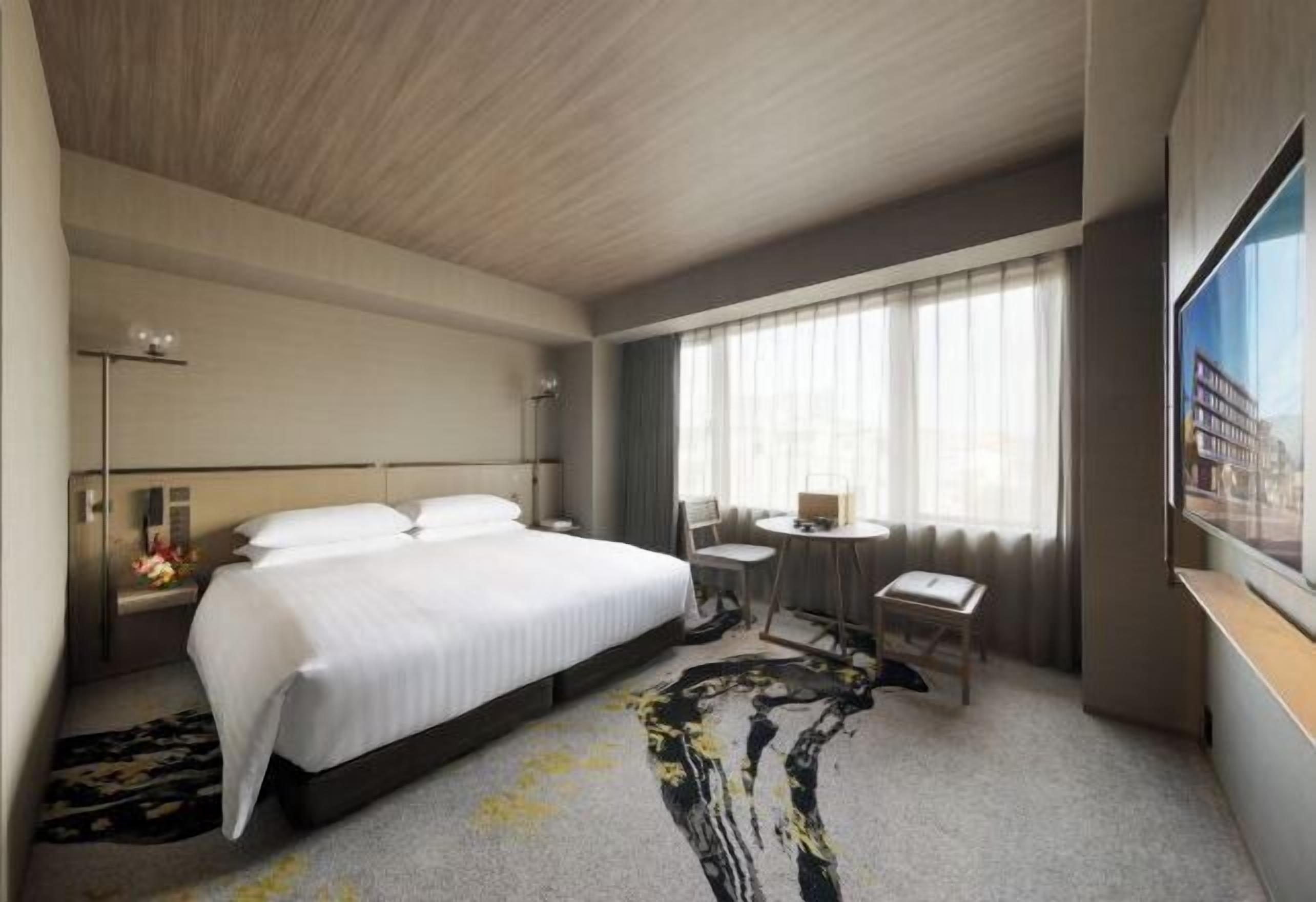 In-room safe, free cribs/infant beds, free WiFi, bed sheets