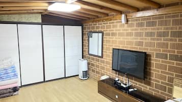 1 bedroom, free WiFi