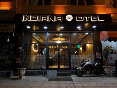 INDİANA HOTEL