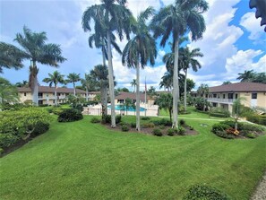 Property grounds - Renovated and Ready....Studio Condo in lovely Island Resort Complex....Close to (Marco Island)