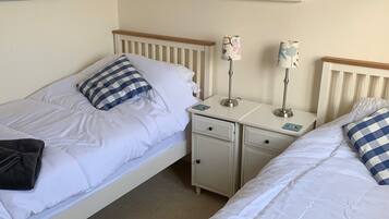 2 chambres, Wi-Fi gratuit, draps fournis
