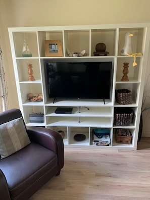 Smart TV, video games