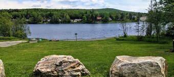 Lake life at Woodford Cottage