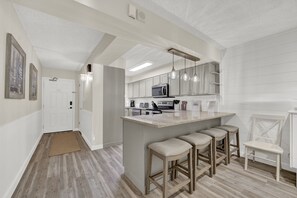 Fridge, microwave, oven, stovetop - 1 Bedroom Beach Front Newly Renovated Luxury Condo, Beach Chairs Included (PCB)