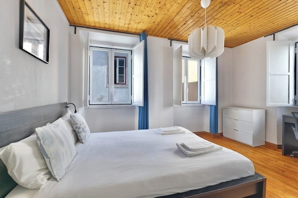 2 bedrooms, desk, iron/ironing board, free WiFi - Freedom 2 - Centro Histórico de Lisboa (2 quartos) (Lisboa)