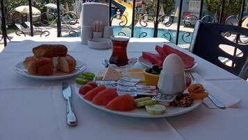 Free daily local cuisine breakfast