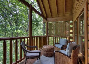 House, 1 King Bed with Sofa bed (Smoky Pool Paradise #1854) | Balcony