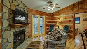 House, Multiple Beds (Rippling Waters #278) | Living area - Rippling Waters #278 (Cosby)
