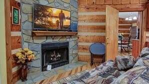 House, Multiple Beds (Rippling Waters #278) | Living area - Rippling Waters #278 (Cosby)