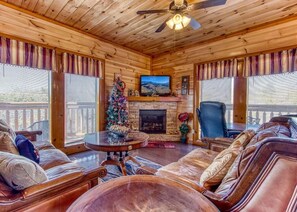 House, Multiple Beds (Bear Foot Lodge #308) | Living room - Bear Foot Lodge #308 (Sevierville)
