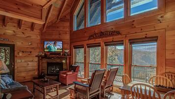 House, Multiple Beds (Bearview Heights #244) | Living area