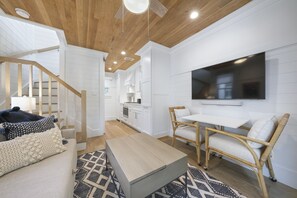 Smart TV, stereo