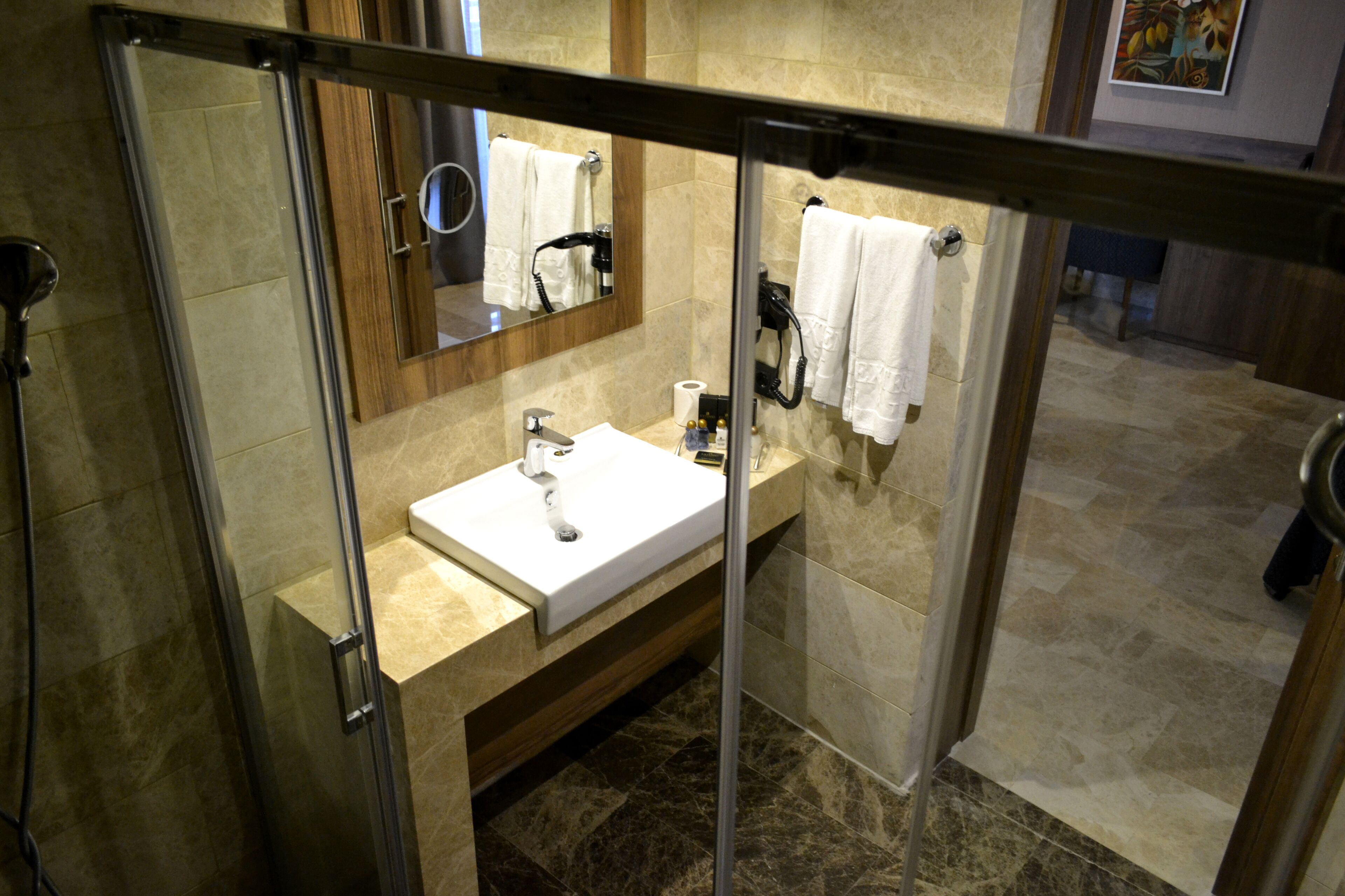 shower, free toiletries, hair dryer, slippers