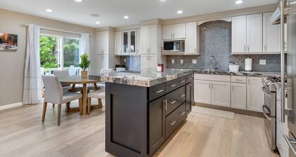 Renovated Modern Townhome in the heart of Holladay