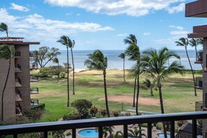 Property grounds - Aloha Chic Penthouse Vistas (Kihei)