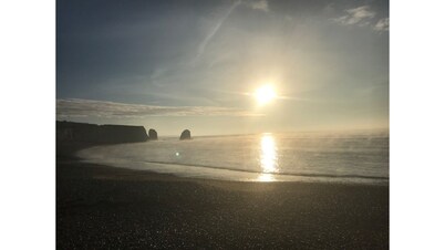 The Bay Cabin, secluded retreat Freshwater Bay