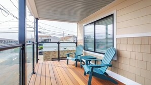 Surfhouse Suite | Terrace/patio - Surf House (Hampton)