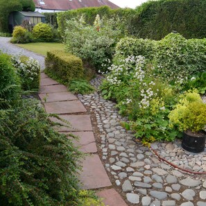 Property grounds - Belmont Cottage -  a cottage that sleeps 3 guests  in 2 bedrooms (Dumfries)