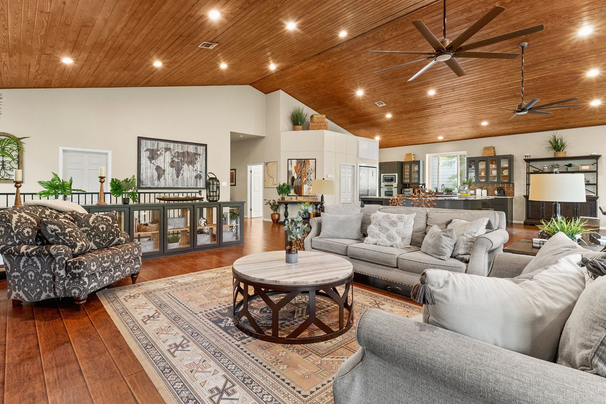 Smart-tv, videospil, bordtennisbord