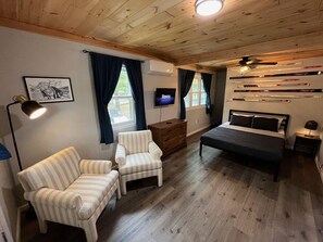 3 habitaciones, escritorio, tabla de planchar con plancha y wifi gratis 