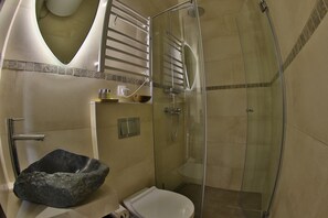 Shower - Studio 18sqm  (Београд)