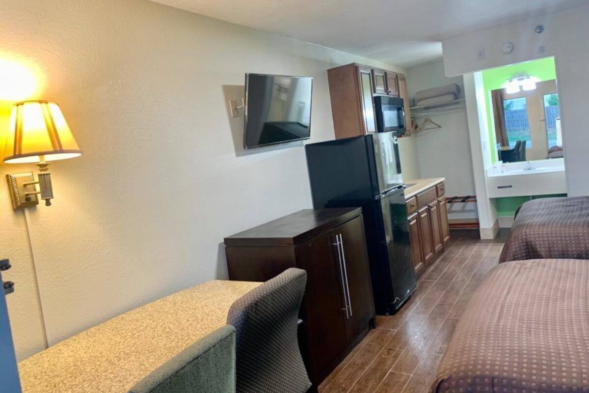 Habitación básica con 1 cama matrimonial o 2 individuales | Wifi gratis